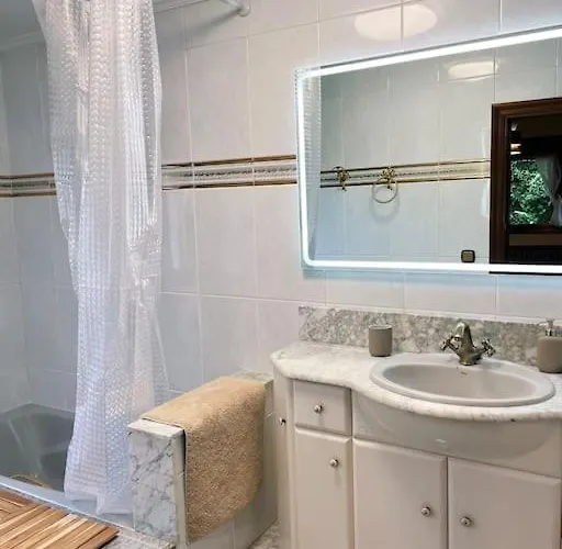 Villa La Casona De La Carbayeda Oviedo