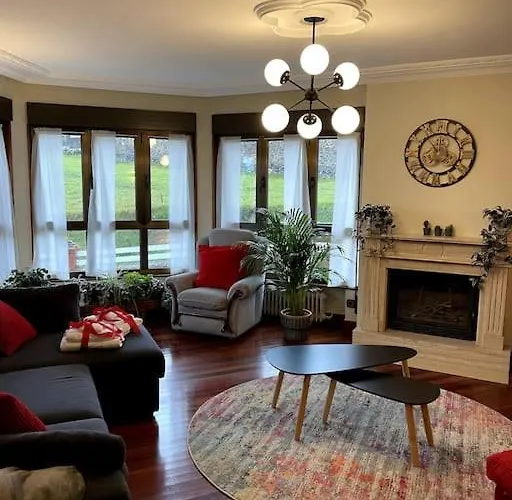 La Casona De La Carbayeda Villa *