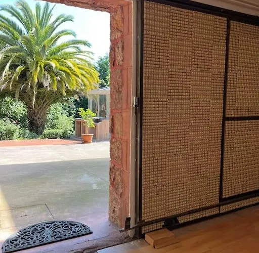 Villa La Casona De La Carbayeda Oviédo