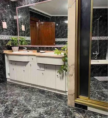 La Casona De La Carbayeda Oviédo